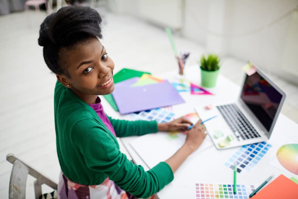 Visual Storytelling - The Impact of Strategic Graphics Design